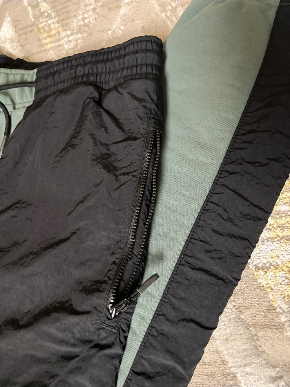 Jordan Men's Engineered Statement Fleece Pants Green Black Size Medium